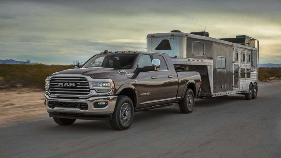 Ram con trailer